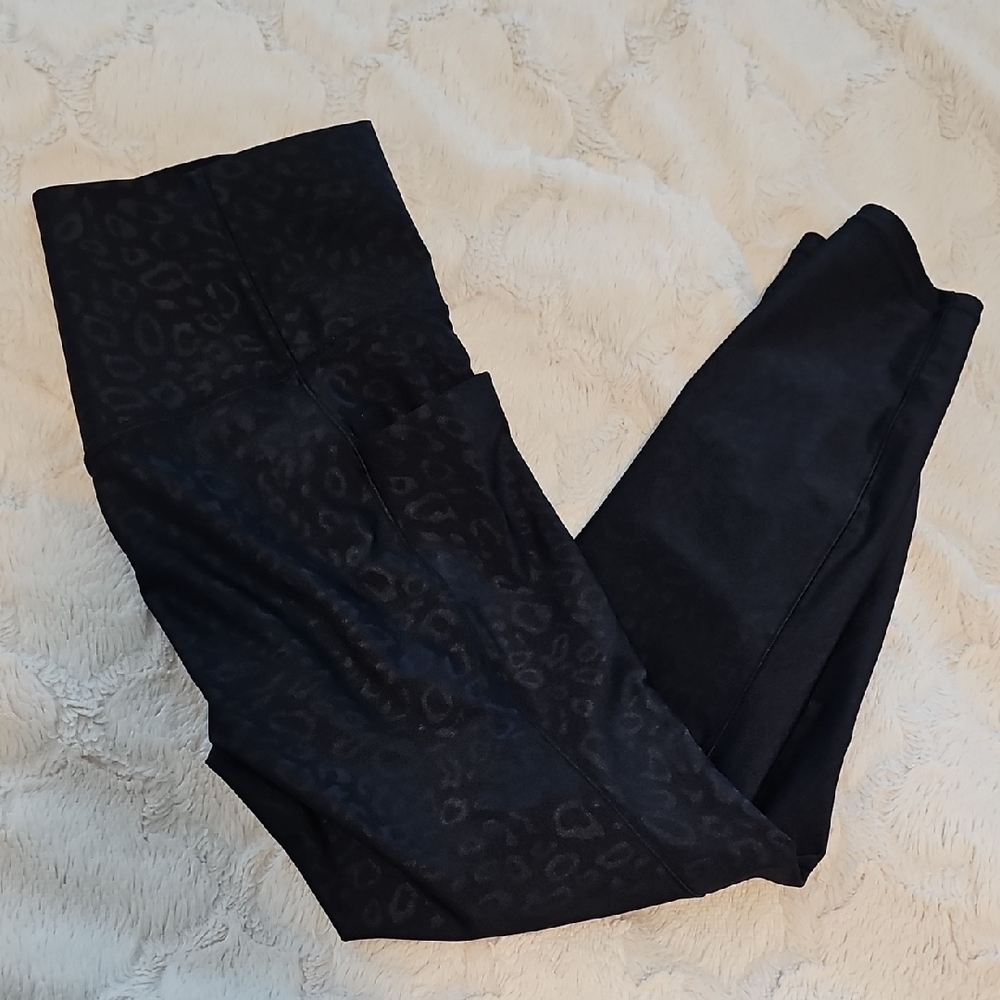 Athleta Black Embossed Leggings
